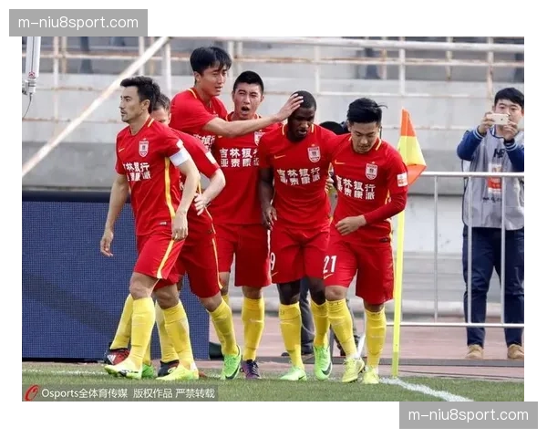 RB莱比锡前锋哈德尔大腿问题 最新伤情报告列为未知状态